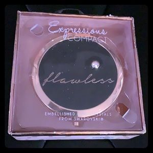 NWT Expressions Compact Mirror Swarovski Crystal